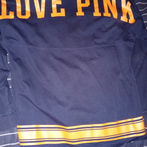 Pink. Bears shirt - Picture 3 of 3